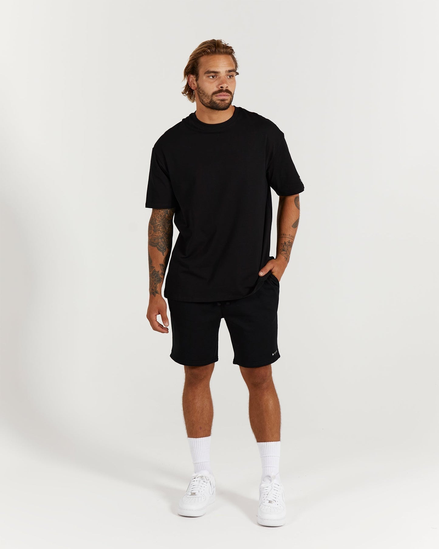 CASUAL SHORTS 8" - BLACK